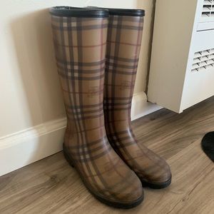 Plaid Burberry Rain Boots size 7
